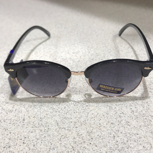 NWT MADDEN GIRL black/rose gold sunglasses - Picture 1 of 7